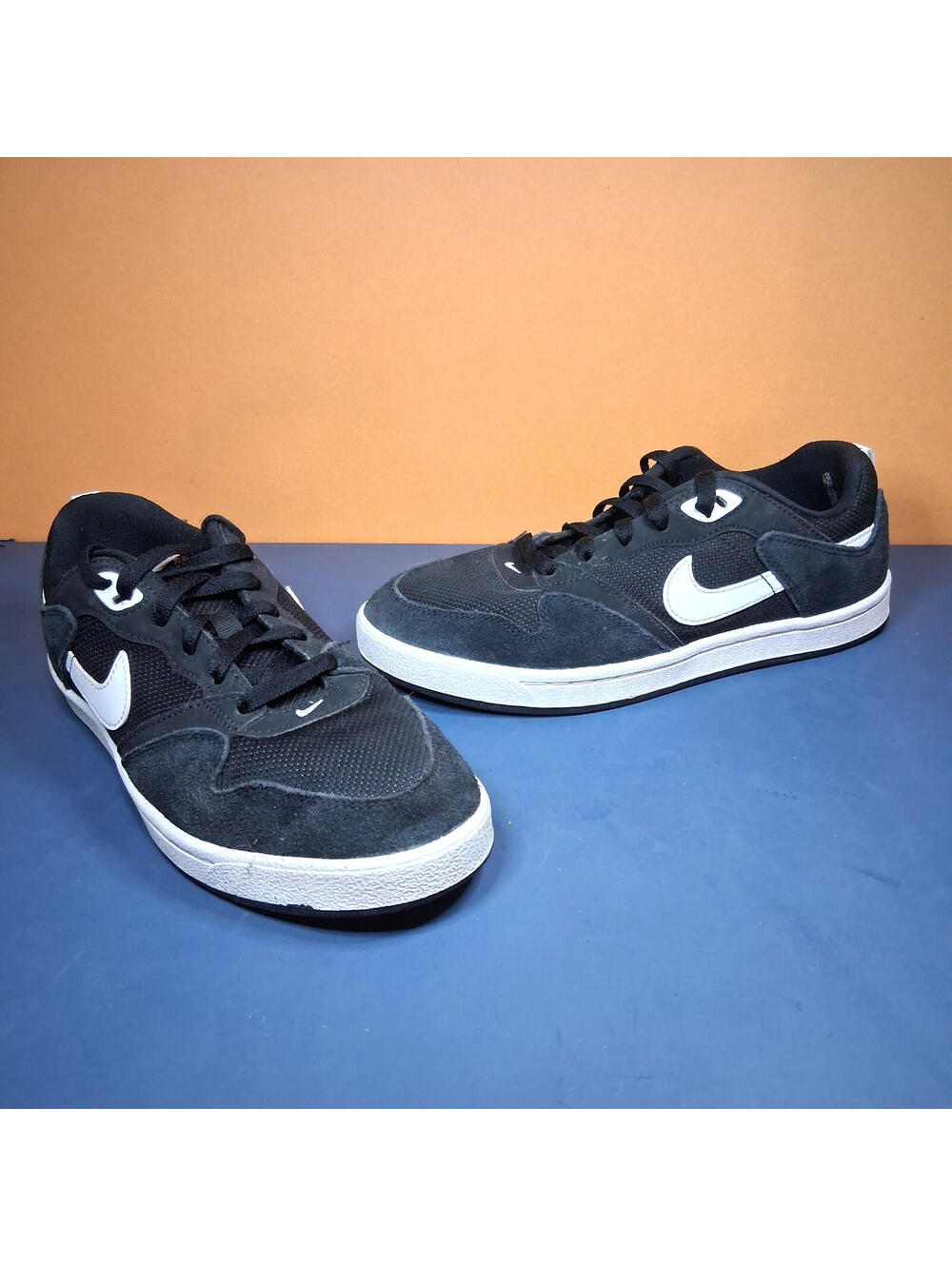 Nike SB Alleyoop Black/White Sneakers, Youth Size 6Y Skateboard Shoes CJ0884-001